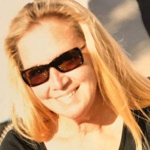 Meet your Posher, Holly